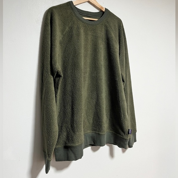 Patagonia Olive Reversible Fleece Pullover | Cozy | XL Fit | Outdoor Staple - Picture 7 of 9